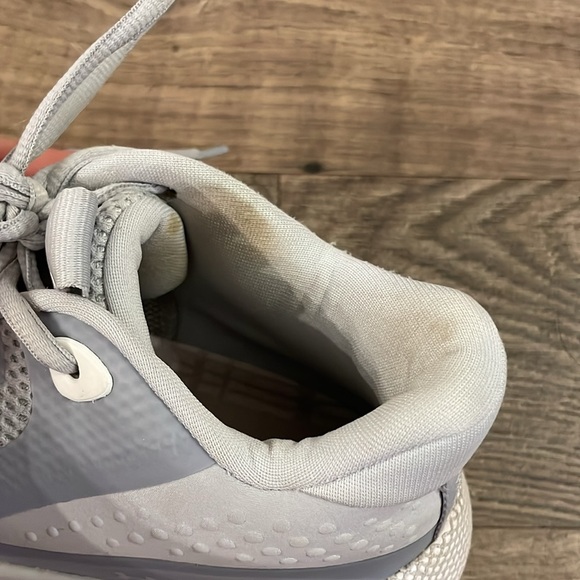 Size 9 - Under Armour HOVR Breakthru Mod Grey W - Picture 9 of 9